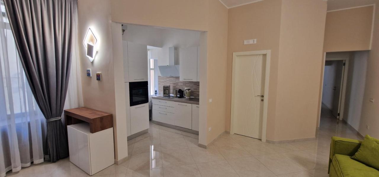 Appartamento B&B La Dimora Di Parthenope Naples Exterior photo