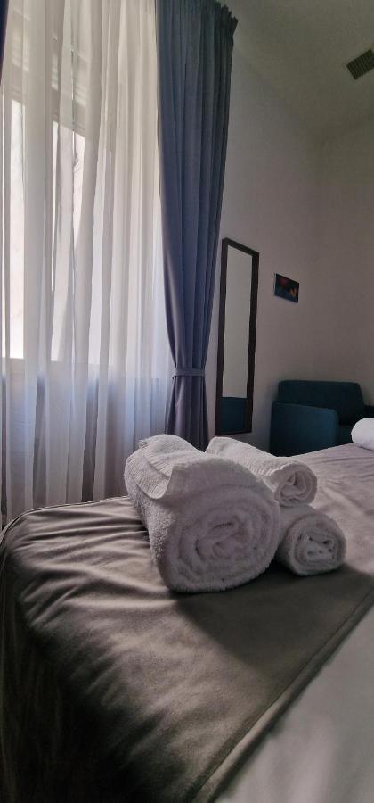 Appartamento B&B La Dimora Di Parthenope Naples Exterior photo