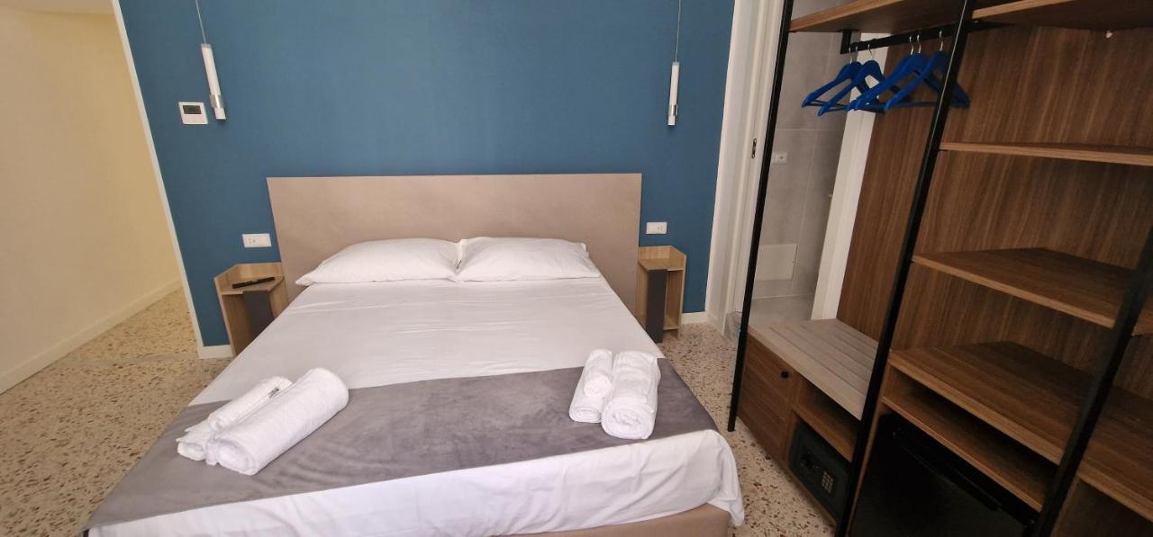 Appartamento B&B La Dimora Di Parthenope Naples Exterior photo
